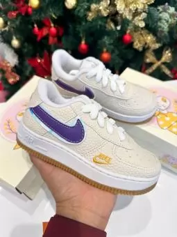 TENIS AIRFORCE JUVENIL BEGE/LILAS PREMIUM - Código 2757-1