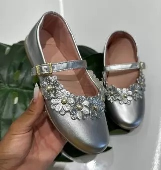 SAPATILHA JUVENIL FLORES PRATA JUVENIL - Código 2763-1